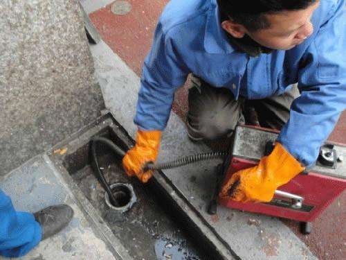 望牛墩镇疏通下水道